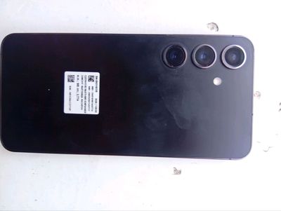 Samsung S24