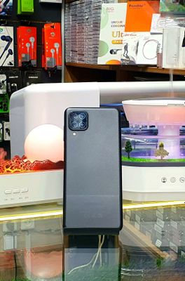 Model; SAMSUNG A12