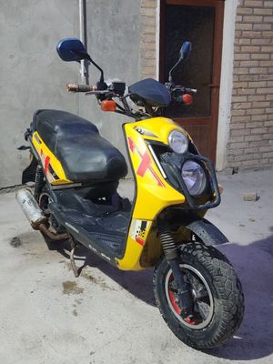 Mototsikl sotiladi