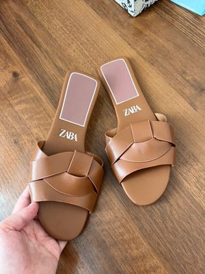 Zara тапочка 38 размер новая