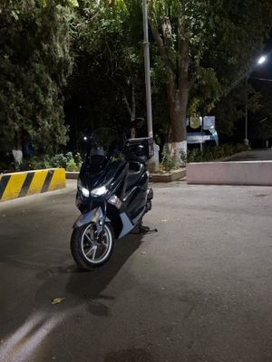 S max skuter sotiladi minishga tayyor