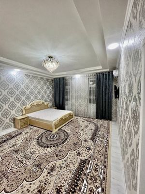 1 хоналик квартира узок муддатга, хамма жихозлар бор , ижарага берилад