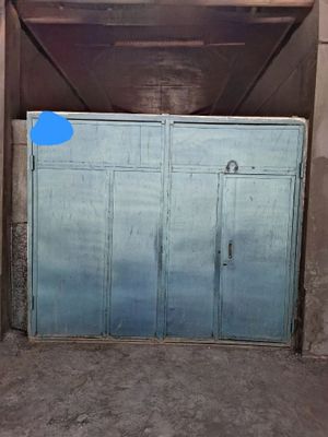 Дарвоза сотилади холати яхши.
