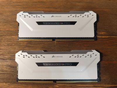 Corsair Vengeance DDR 4 2x8 3200MHz