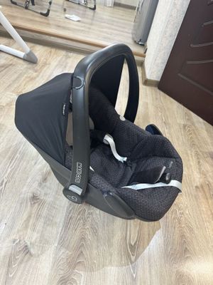 Автолюлька Maxi Cosi pebble