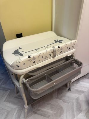 Пеленальный столик + ванна для малыша два в одном