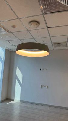 Продам светильники и люстры разных видов и размеров