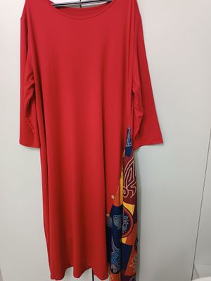 Платье новое великан 60-62
