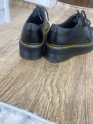 Продаю оригинальные кожаные лоферы Dr. Martens