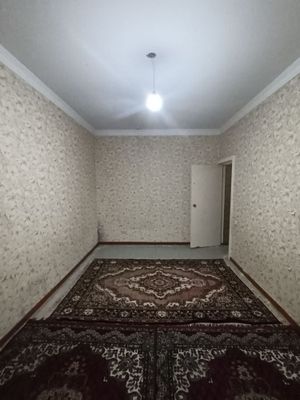 Сдаётся-ижара 1 ком в 10 мкр МОЛОЧКА