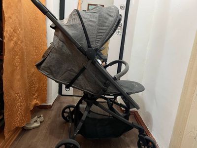 Продам коляску Pierre Cardin