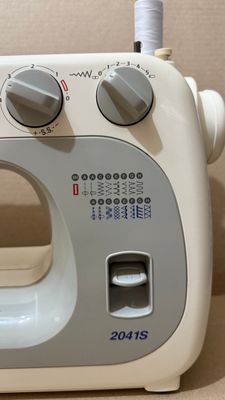 Швейная машинка Janome 2041s