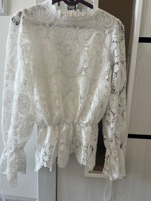 Kofta sotiladi 1 marta kiyilgan 100 min S/M/L
