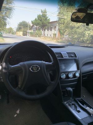 Tayota avtamat holati orta 1 ta qol haydalgan kraska toza dubay verya