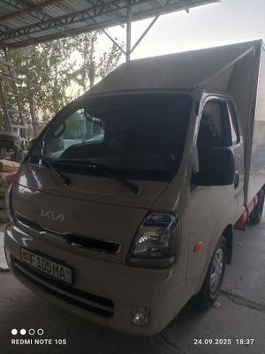 Киа бонго сотилади