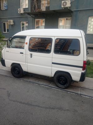 Дамас сотилади узимники