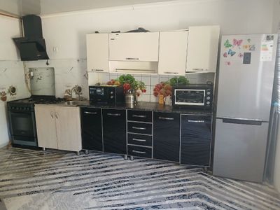 3 xonali 3 kishiga sheriklikka