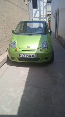 Раздается машина