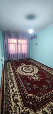 2 хонали 3 этаж 6 микрорайонда жойлашган уй ижарага берилади.
