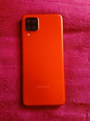 Samsung a12 4/64 gb