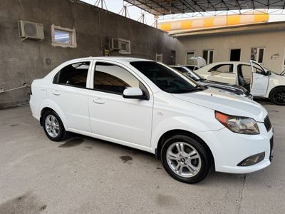 Neksiya 3 avtomat karobka 8000$