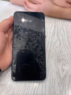 Redmi 9 karopka bor