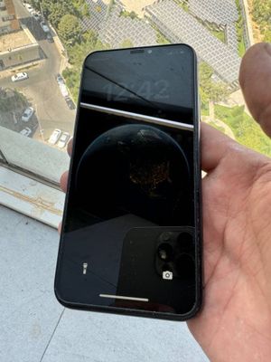 Iphone xs 64 gb srochna sotiladi