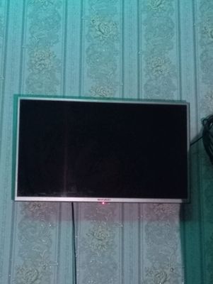 Tilvizor Wivaki 12 tali hech qanday aybi yoq