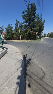 Yunusobod Zenit yonida Uglavoy 6 sot fasadi 20 /30 Biznes uchun qulay