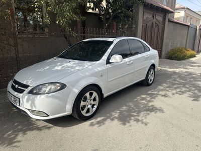 Chevrolet Gentra 2014