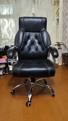 Офисное кресло в идеальном состоянии