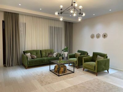 Сдается 2х ком квартира, ЖК Орзу, ор-р: Глинка, 65 м²