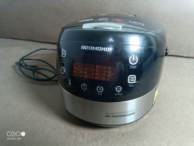 Мультиварка Redmond RMC-M95