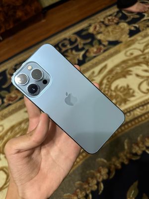13 Pro 256GB — yaxshi holatda, narxi kelishiladi