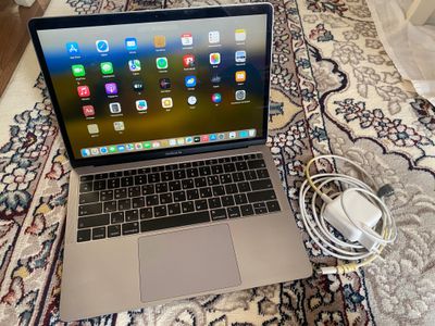 Macbook Air 2019/20 i5 16gb