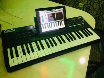 akai sntizator sotiladi