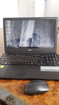 ACER E-570G ...