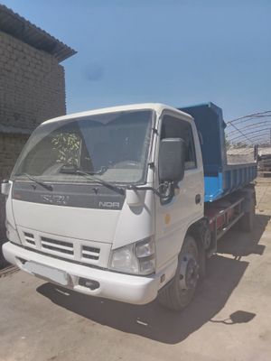 Продаётся заводской самосвал ИСУЗУ NQR (газ)/Samasval ISUZU