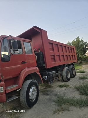 Howo sinotruc sotiladi