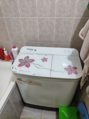 Polavtomat kirmoshina holati yangi ishlashi zo'r