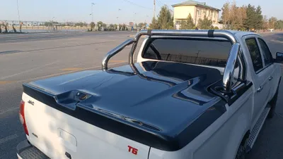 Крышка на багажник пикапа