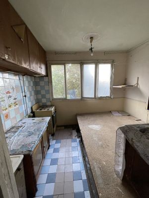 Sergeli quruvchilar 12 metro tarafda