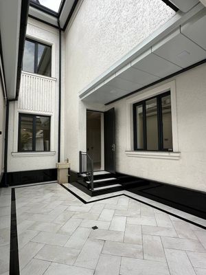Продаю Коттедж ул. Луначарского новый евро ремонт