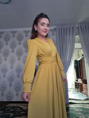 Harir matosidan oqshom libosi