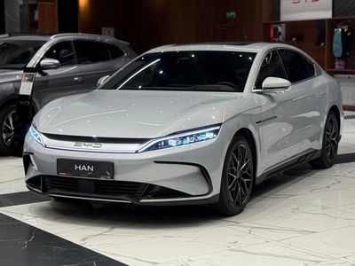 BYD XAN AWD 610KM Flagship 2025 narda grey