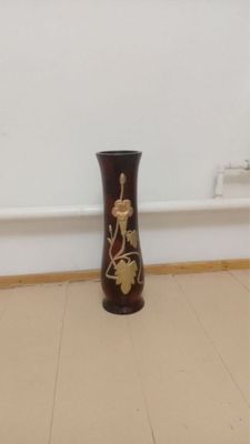 Продается красивая ваза