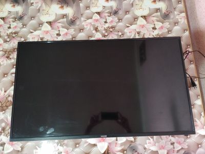 Televizor YASIN led 40