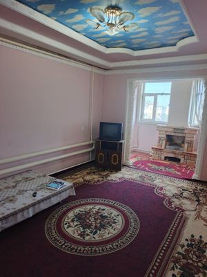 5 xonali kv ijaraga beriladi.