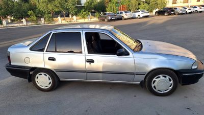 нексия 1 сотилади срочно