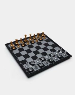 Шахматы — классическая игра для ума и стратегии